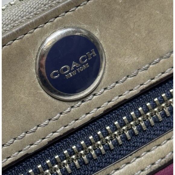 Coach Legacy Leather Zippy Wristlet Wallet Magenta Pink & Gray 7.5" Multi Slots - Picture 11 of 11